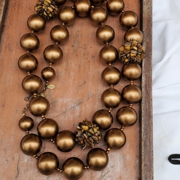 Bodacious and Glam brown bold necklace NWOT - Picture 3 of 5